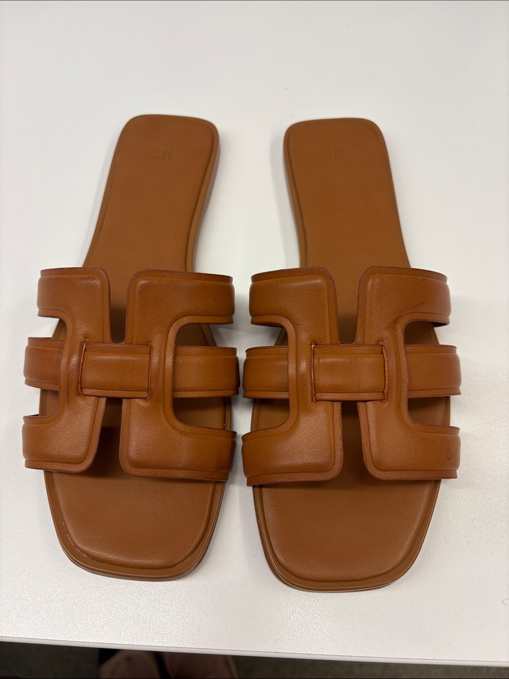 H&M brown sandals size 8.5 (39)